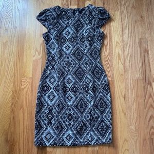 H&M black and white fitted capped sleeve dress